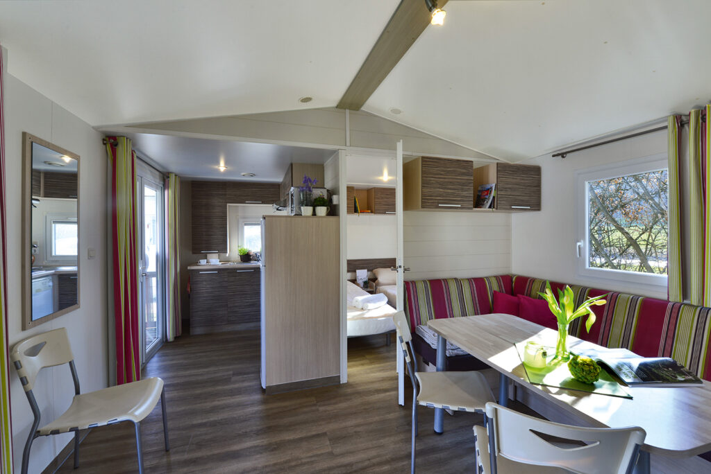 Cozy dining area in the chalet with a table and chairs for shared meals.